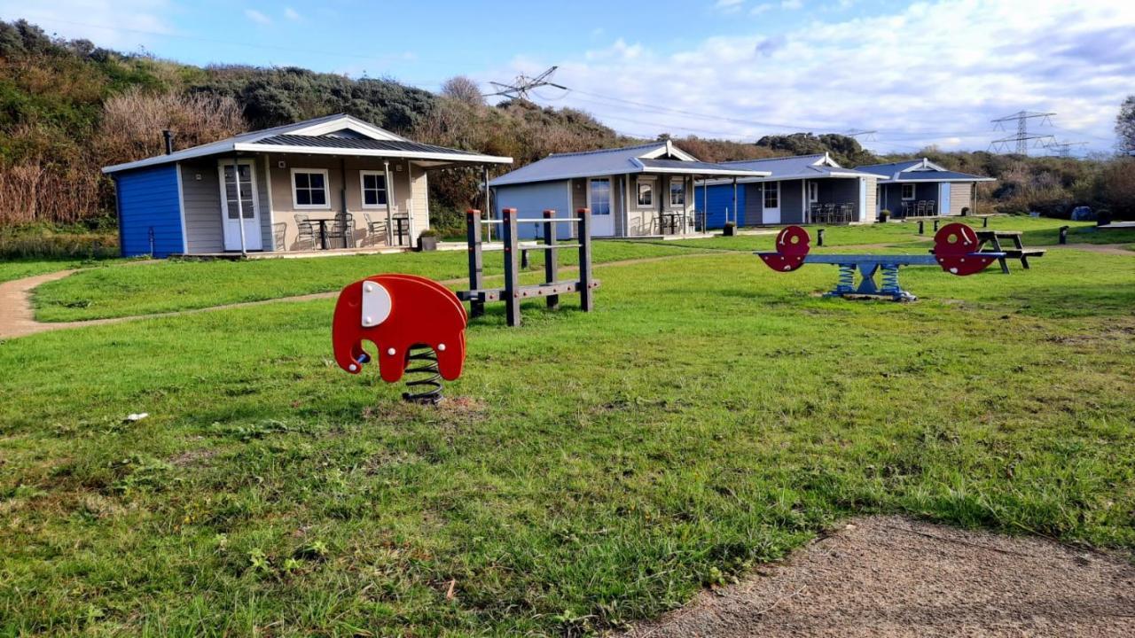 Beach Lodges אוסטבורנה מראה חיצוני תמונה